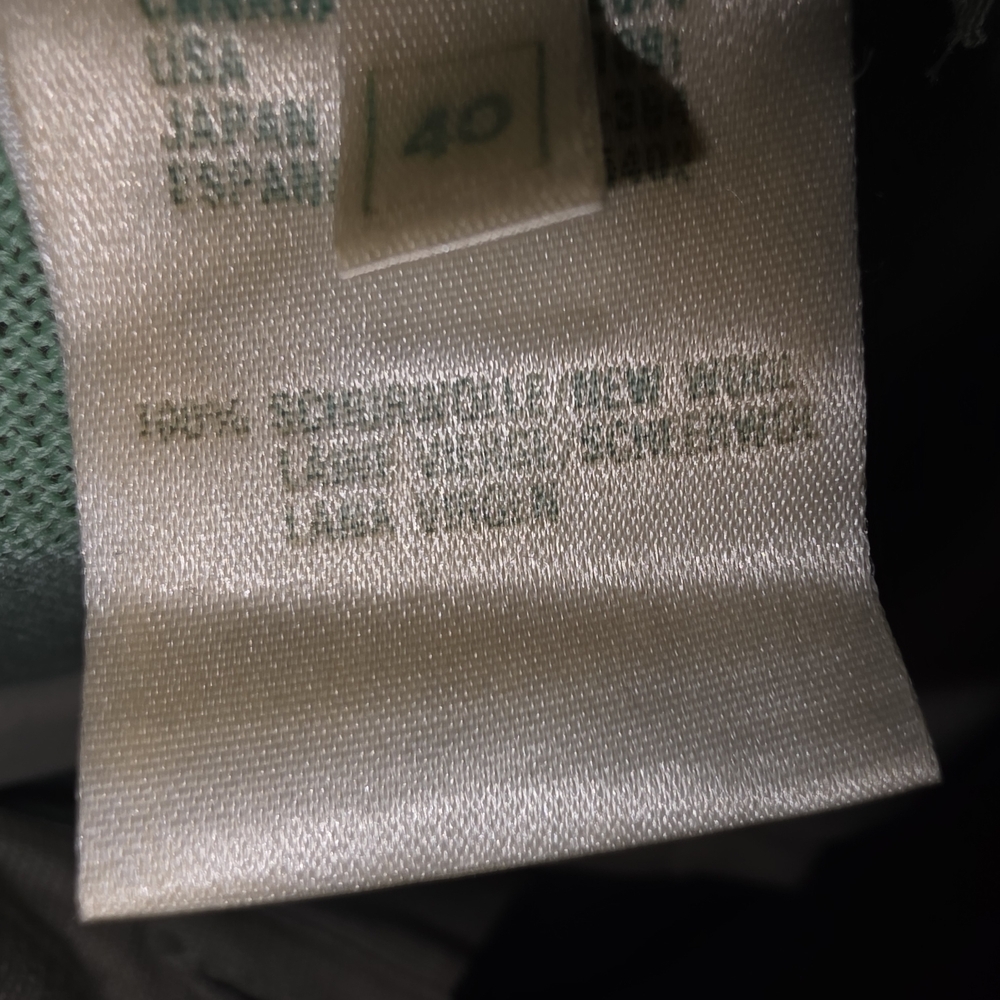 Escada Mint Green and Black Short Sleeve Top And matching Skirt - Picture 10 of 13